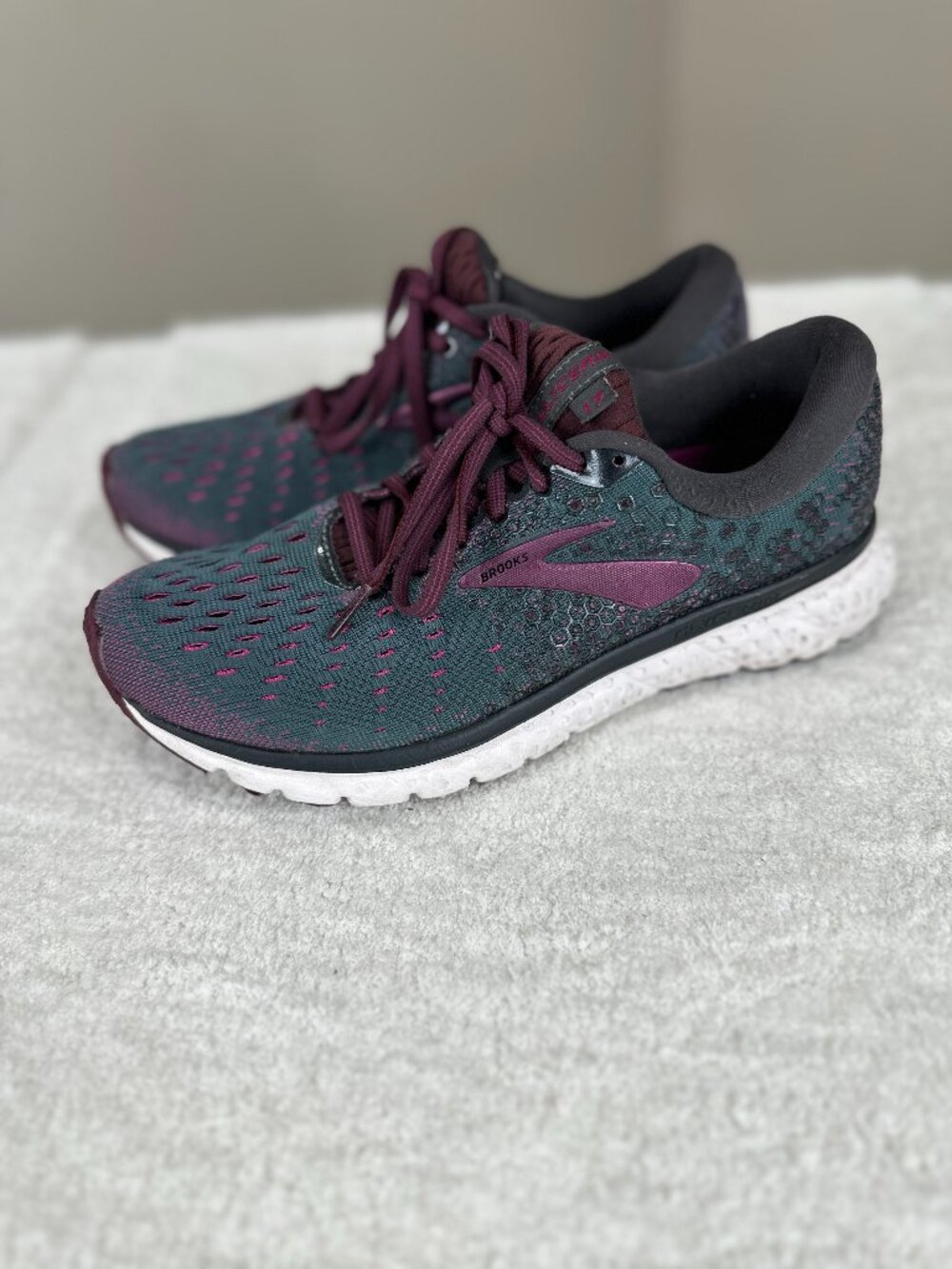 Brooks Glycerin 17 Running Sneakers Gray Purple Women's Size 8 EU 39 - Picture 2 of 7